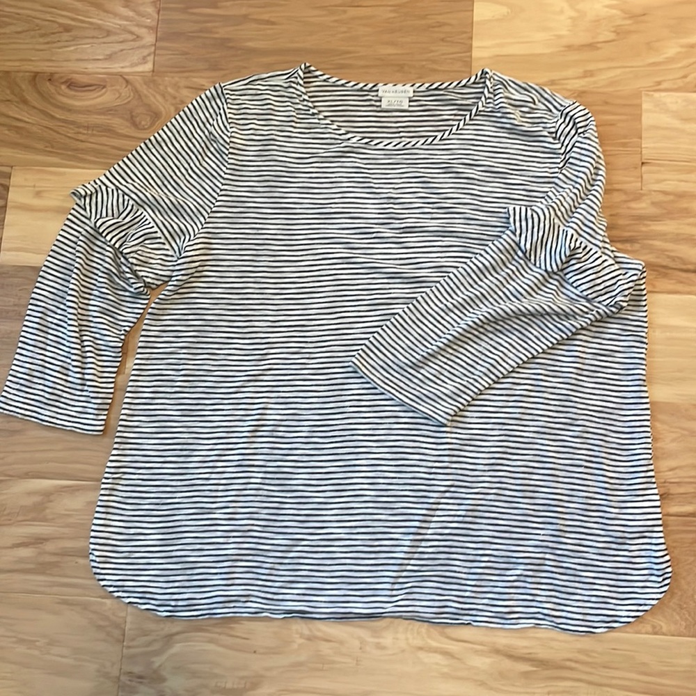 Van Heusen 3/4 Length Sleeve Top. Black & Grey Striped. XL